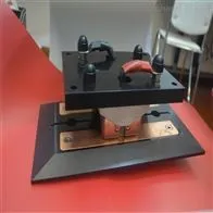 AGV充电刷带通讯功能